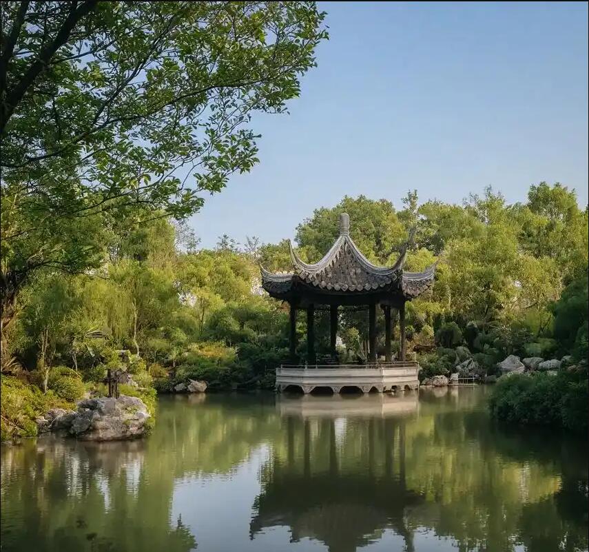 南充嘉陵宿命餐饮有限公司